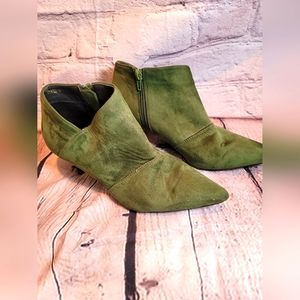 Tooooo Small.....😭😪